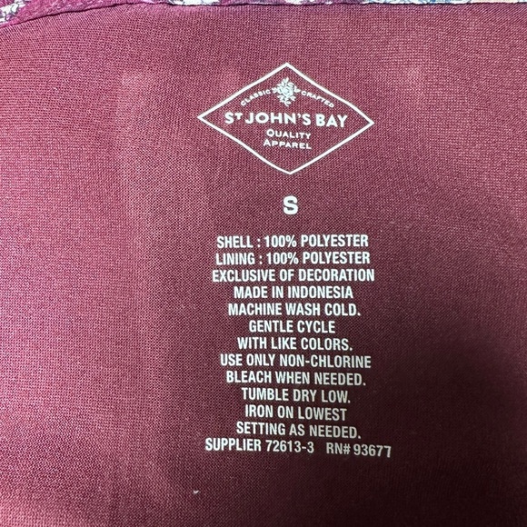 Beautiful St. John's  Bay women's purple boho floraL top / blouse, Lined, S, NWT - Picture 5 of 9